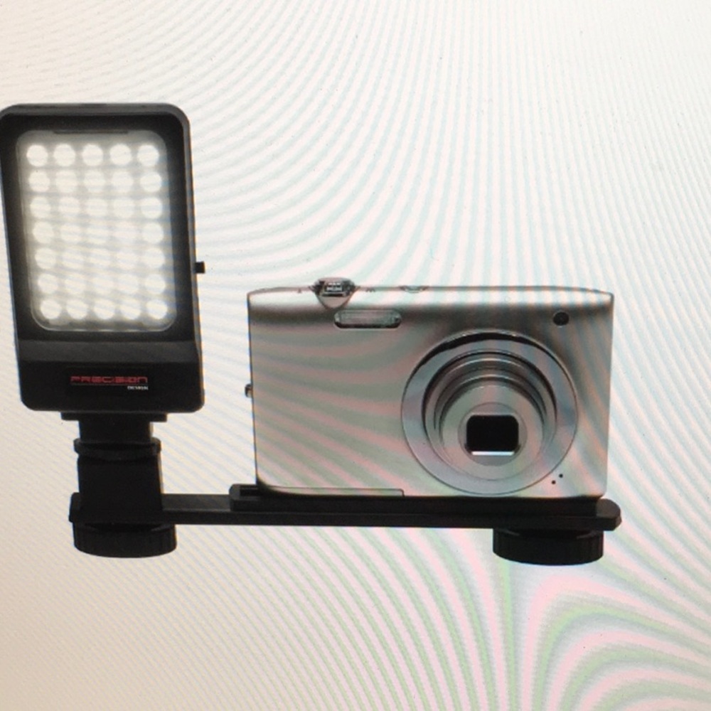 LED Video Light & Bracket - Picture 7 of 8